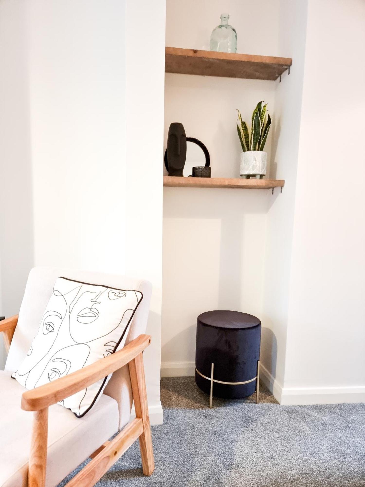 4-Bedroom Home - Perfect For Those Working In Bridgend - By Tailored Accommodation Esterno foto